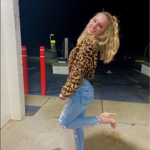 Meet your Posher, Maddy